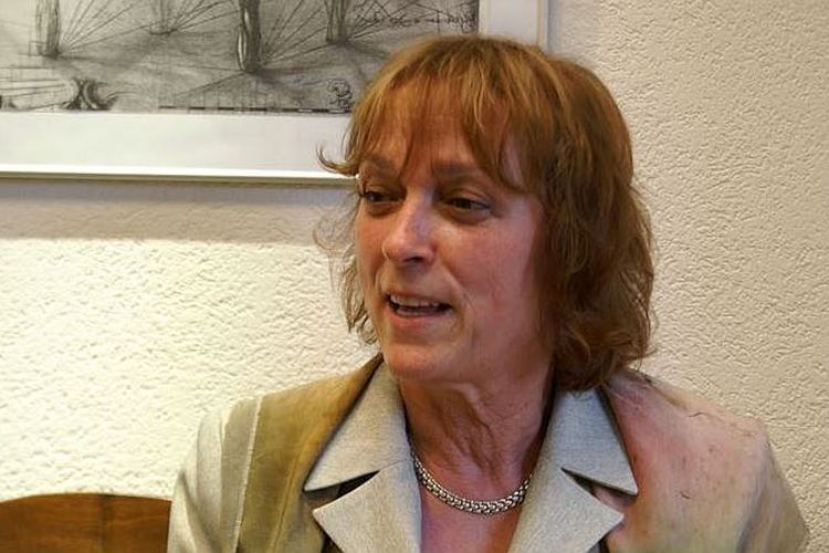 Nič neľutujem - Nadežda Zacharieva